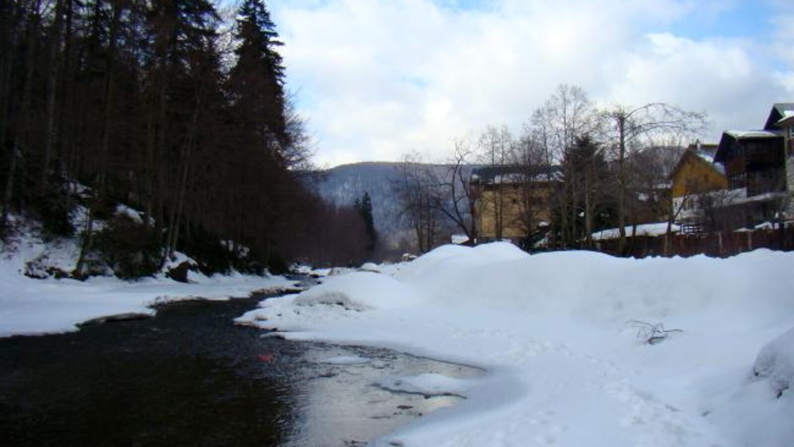 Azuga — fotografie panorama / centru oraș (Prahova, Muntenia)