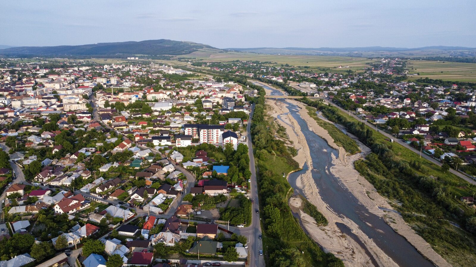 Târgu Neamț — fotografie panorama / centru oraș (Neamț, Moldova)