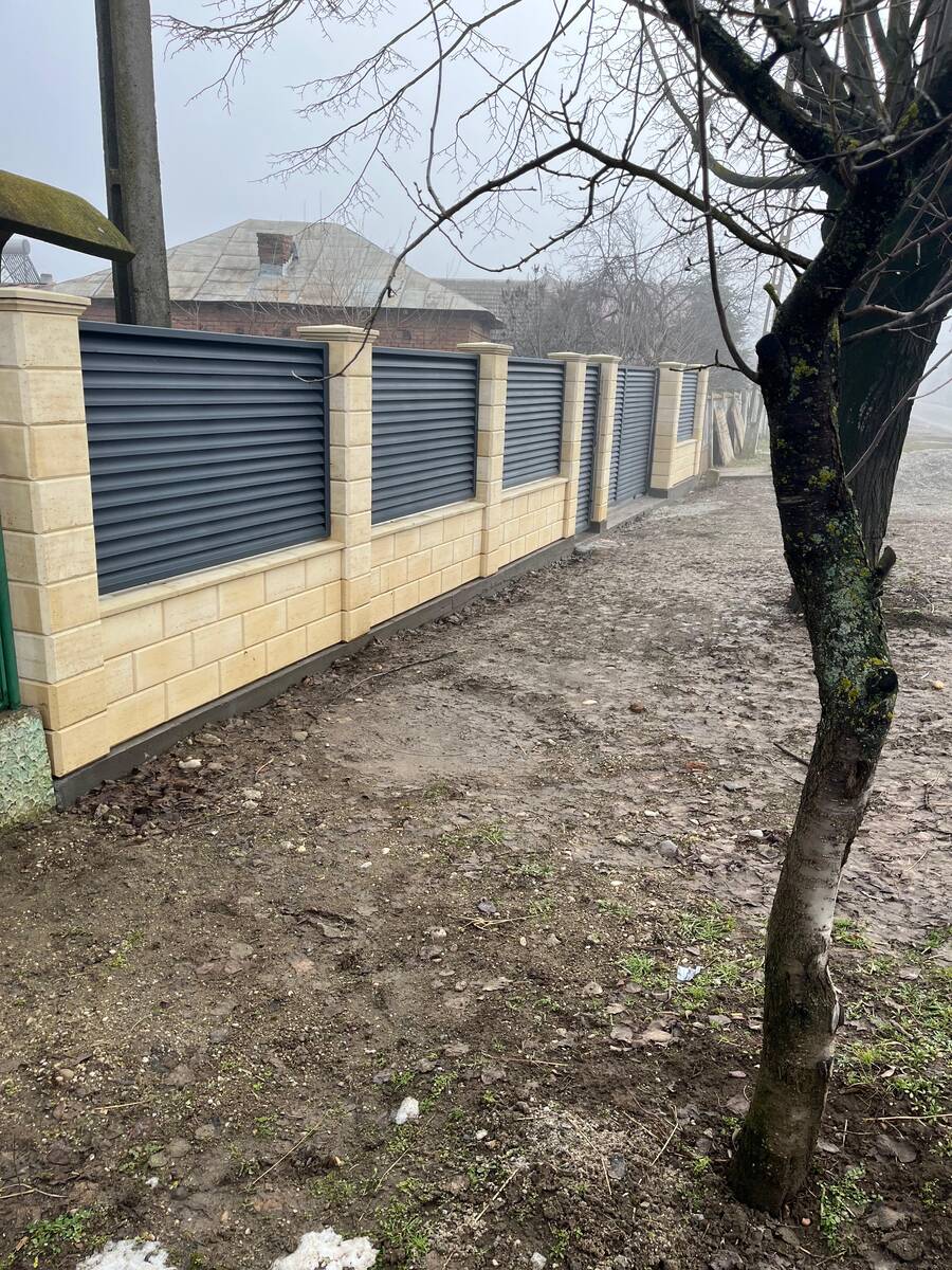 Detaliu tinichigerie și jgheaburi — InlocuireAcoperiș