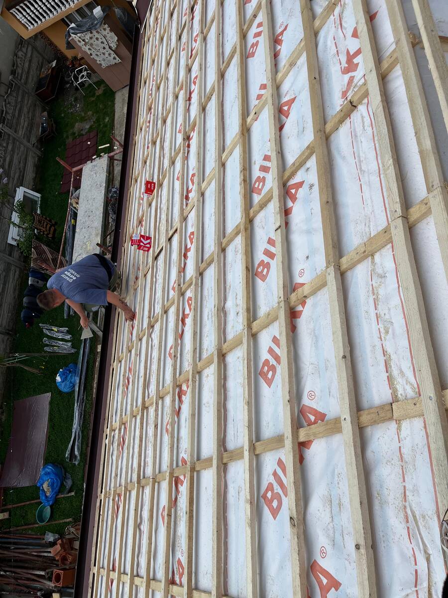 Detaliu tinichigerie și jgheaburi — InlocuireAcoperiș
